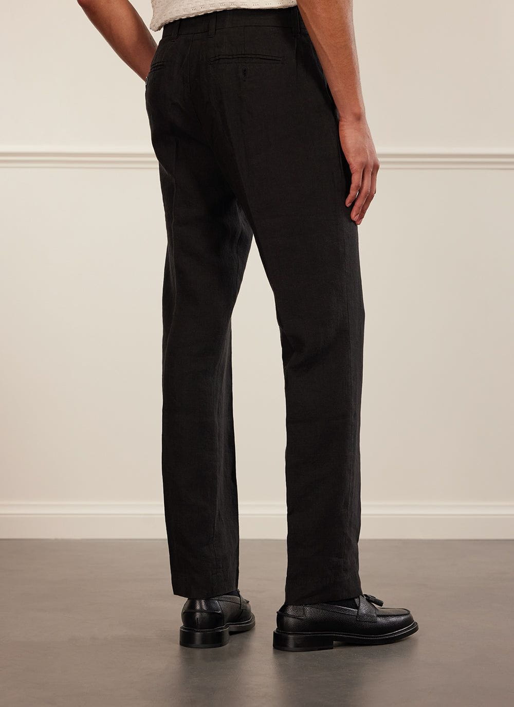 Ankle-length linen trousers - Black - Ladies | H&M