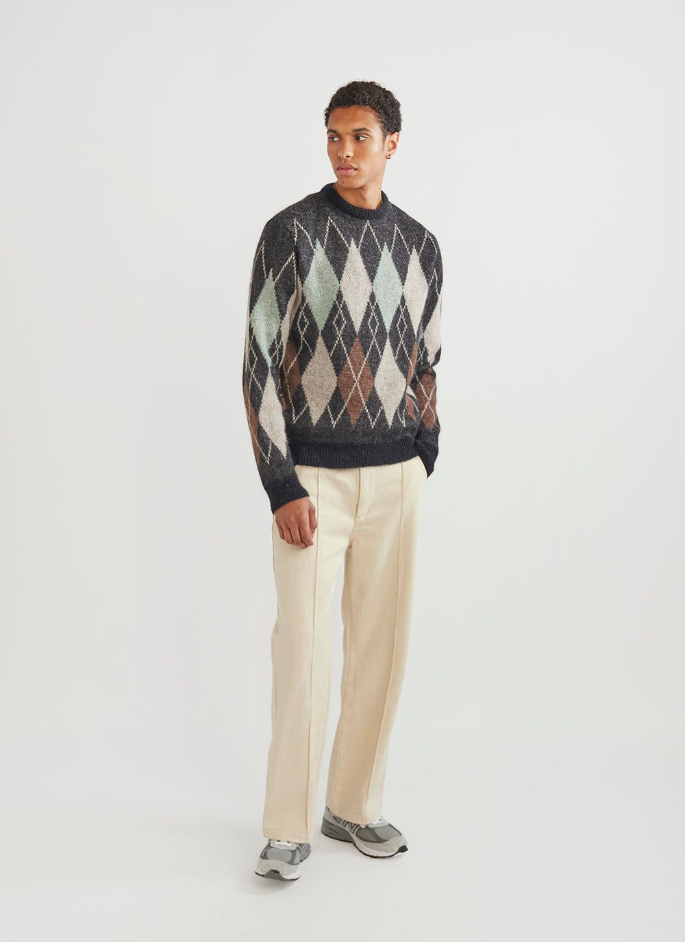 Men's Argyle Mohair Crew Neck | Harry Lambert | Black | Percival