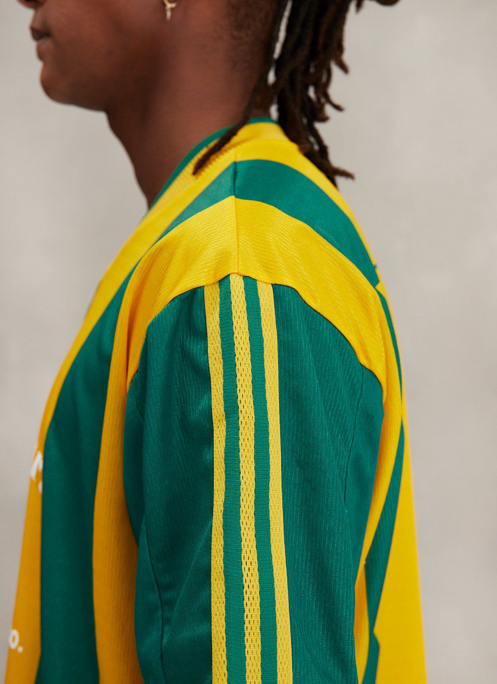 Men's Adidas Stripe Shirt | 90s Football Shirts | Green with