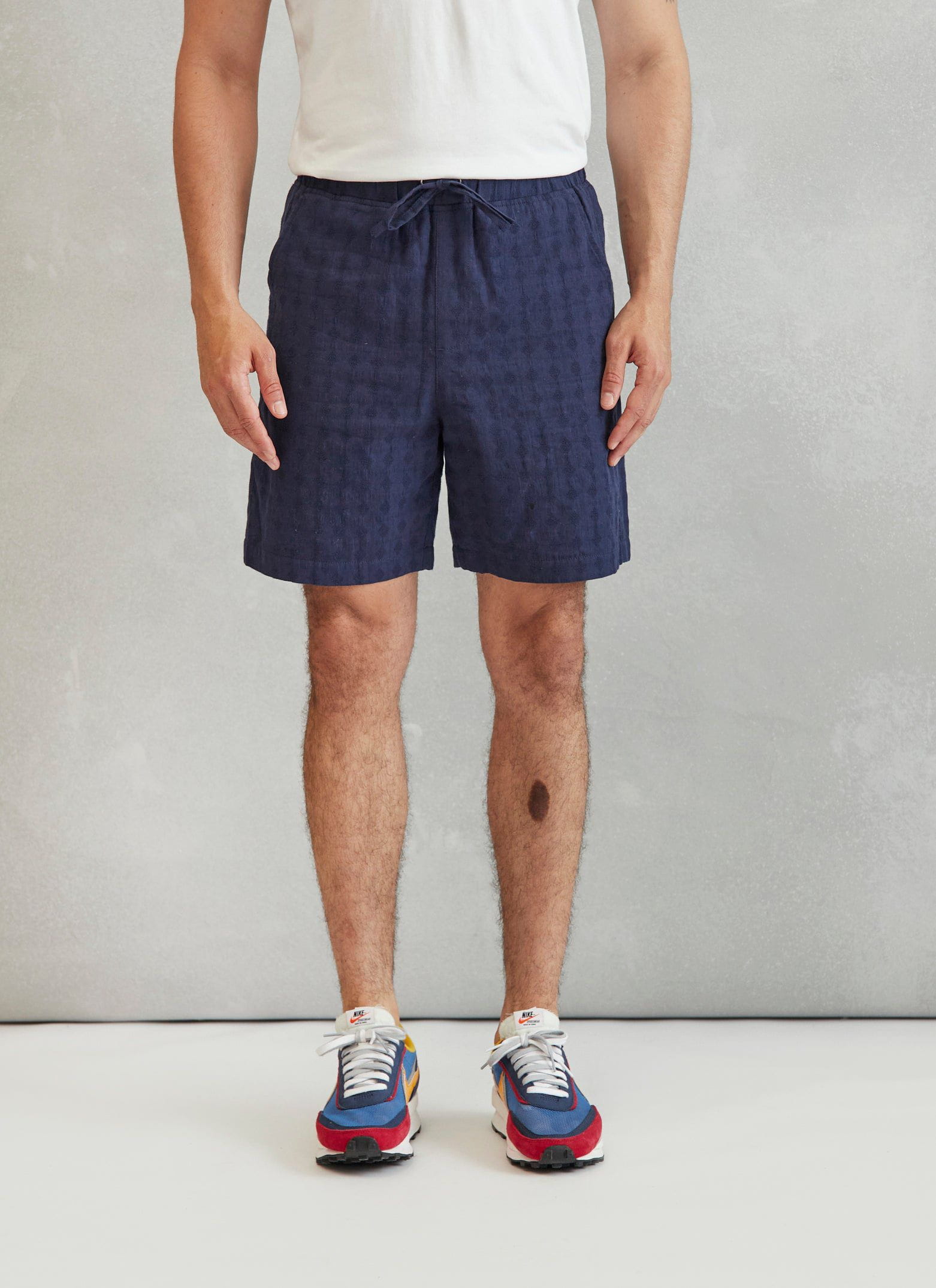 Lightweight cotton hot sale shorts mens